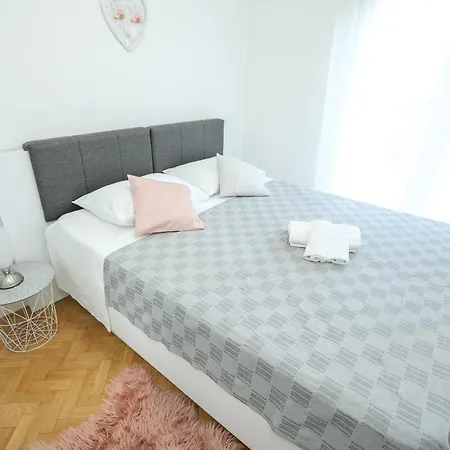 Apartment Lana I Davide Zadar